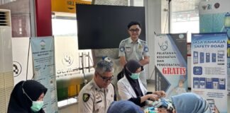 Jasa Raharja dan Siedokkes Polresta Tanjungpinang Gelar Pemeriksaan Kesehatan Gratis di Pelabuhan SBP Tanjungpinang Kesehatan Gratis di Pelabuhan SBP Tanjungpinang