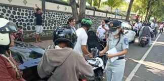Jasa Raharja Singaraja dan Samsat Buleleng Gelar Operasi Gabungan di Taman Kota Singaraja jasa raharja bali