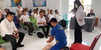 Tanggap Darurat, Selamatkan Nyawa! Jasa Raharja Indramayu Ajak 70 Tokoh Kandanghaur Ikuti Pelatihan Penolong Pertama di Lokasi Kecelakaan di Lokasi Kecelakaan