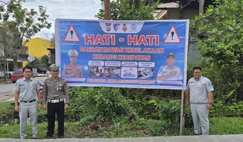 di Titik Rawan Laka Lantas