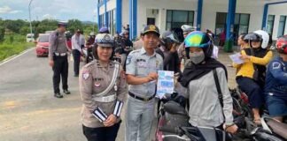 Tim Pembina Samsat Pelaihari Dukung Rampcheck dan Sosialisasi Keselamatan LLAJ di Terminal H. Soemarsono jasa raharja kalsel