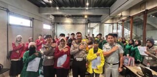 Sinergi Nyata: Jasa Raharja, Ditlantas Polda Kaltara, dan Dishub Kaltara Galakkan Program Pengajar Peduli Keselamatan & “POLICE Goes to Campus” di Tanjung Selor jasa raharja kaltim