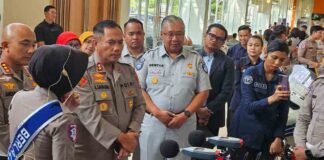 Sinergi Jasa Raharja dan Polda Kepri Wujudkan Polantas Presisi di Era Digital untuk Kamseltibcarlantas Kepri dan Serahkan Buku Action Plan SWDKLLJ 2024 jasa raharja kepri