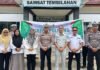 Tanami Bibit Pohon Di Lingkungan Samsat Tembilahan Riau Wujud Kolaborasi Pembina Samsat Dengan Satlantas Melaksanakan Green Policing jasa raharja riau