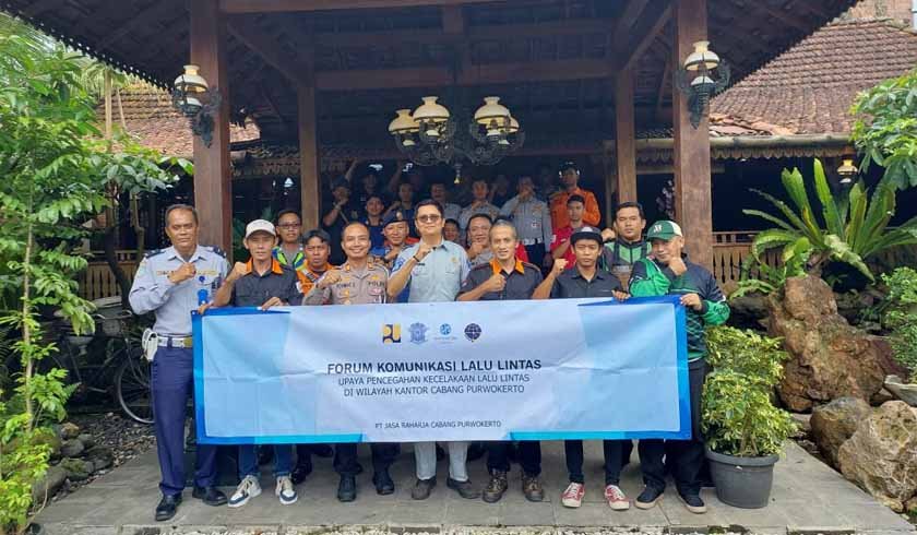 Diskusi Forum Komunikasi Lalu Lintas