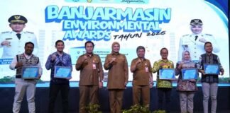 PT Jasa Raharja Kantor Wilayah Kalimantan Selatan Terima Penghargaan Perusahaan Peduli Lingkungan pada Banjarmasin Environmental Awards Tahun 2025 Environmental Awards Tahun 2025