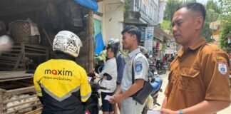 Program Istimewa: Jasa Raharja Cabang Mamuju Dorong Masyarakat Sulawesi Barat Manfaatkan Diskon Pajak Kendaraan Manfaatkan Diskon Pajak Kendaraan