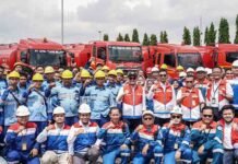 Pertamina Patra Niaga Kerahkan Awak Mobil Tangki Lintas Pulau, Salurkan Pasokan BBM di Wilayah Banjir dan Longsor Sumatera Pertamina