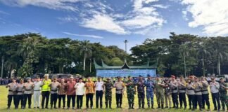 Jasa Raharja Sumbar Hadir dalam Apel Gelar Pasukan Operasi Lilin 2025, Dukung Pelayanan Natal 2025 dan Tahun Baru 2026 Pasukan Operasi Lilin 2025