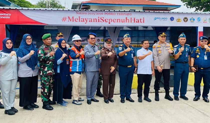 Tinjau Pelabuhan Nusantara