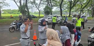 Tim pembina SAMSAT Serpong Gelar Operasi Gabungan, Kendaraan Dapat Lakukan Pelunasan Di Tempat jasa raharja banten