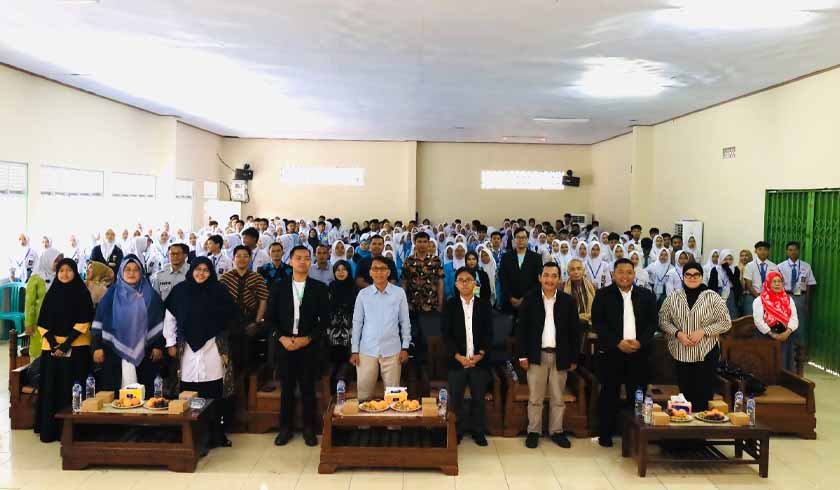 dengan ESCO mengadakan PPKL dengan ESCO mengadakan PPKL