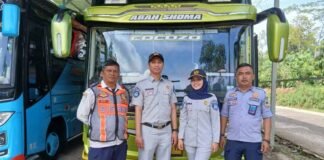 Pastikan Keselamatan Angkutan Nataru, Jasa Raharja Cabang Cirebon Gelar Ramp Check di PO Pecel Balap Kab Kuningan di PO Pecel Balap Kab Kuningan