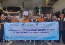 Dukung Zero Accident, Jasa Raharja Karawang Berikan Pelatihan PPGD Bagi Pengemudi PO Berlio Anugerah Putra jasa raharja jabar