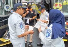 Pastikan Libur Nataru Aman, Tim Gabungan Klaten Gelar Ramp Check Bus di Candi Prambanan jasa raharja jateng
