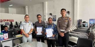 Tim Pembina Samsat Martapura Penandatanganan Merchant, Bayar Pajak Tepat Waktu Taat Pajak Kendaraan Dapatkan Promo Servis Motor jasa raharja kalsel